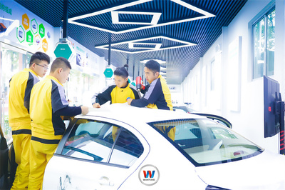 新手入行汽車美容 西安萬通助你開啟職業(yè)新未來